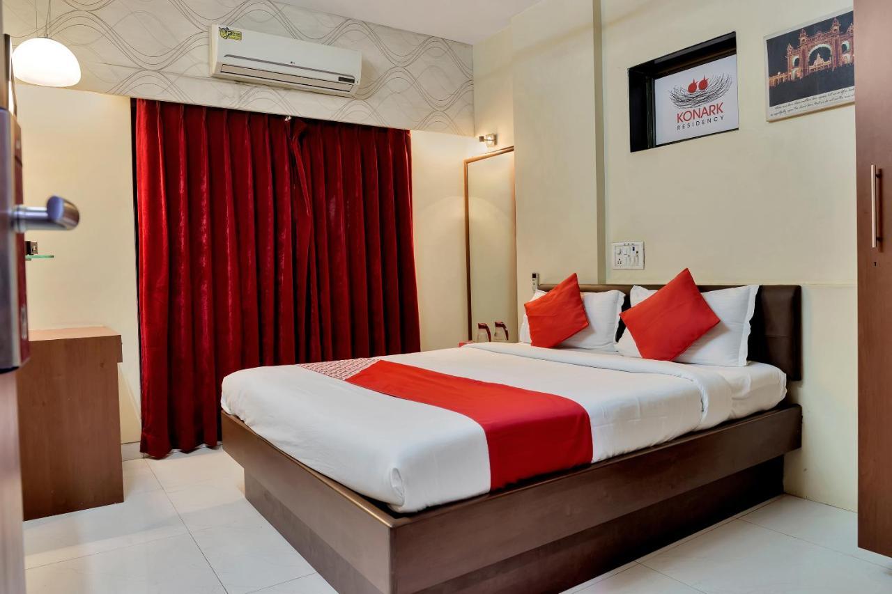Konark Apartment Malad ภายนอก รูปภาพ