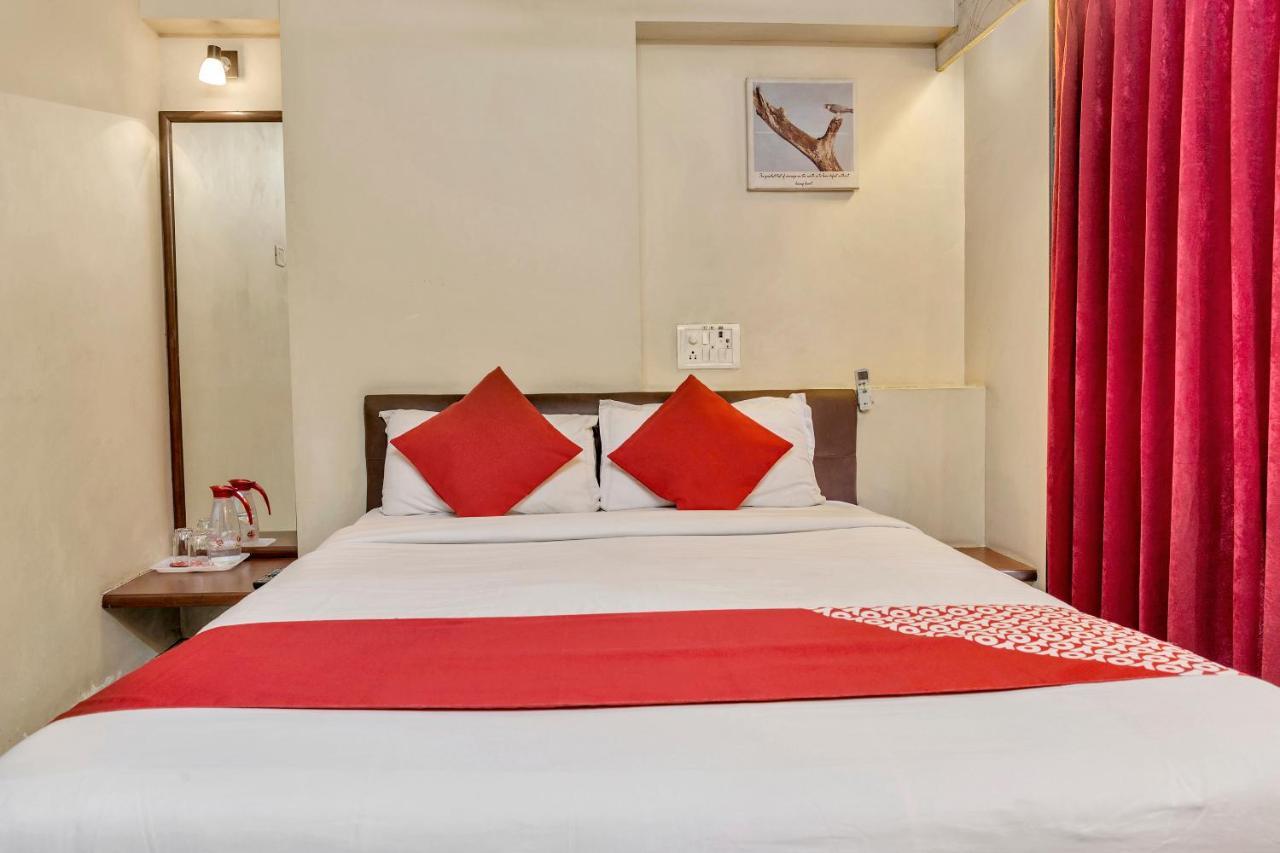 Konark Apartment Malad ภายนอก รูปภาพ
